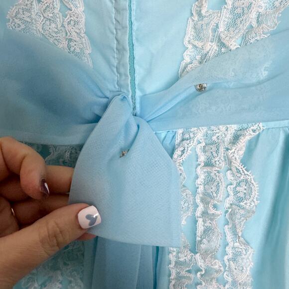 Nadine VINTAGE pastel blue White Lace Accent Formal long sleeve dress Size SMALL - Picture 5 of 16